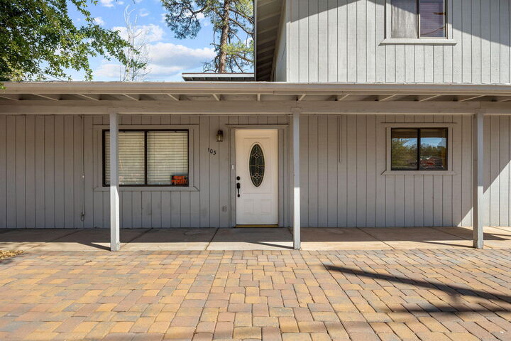Property Photo: 103 E Glade Lane AZ 85541