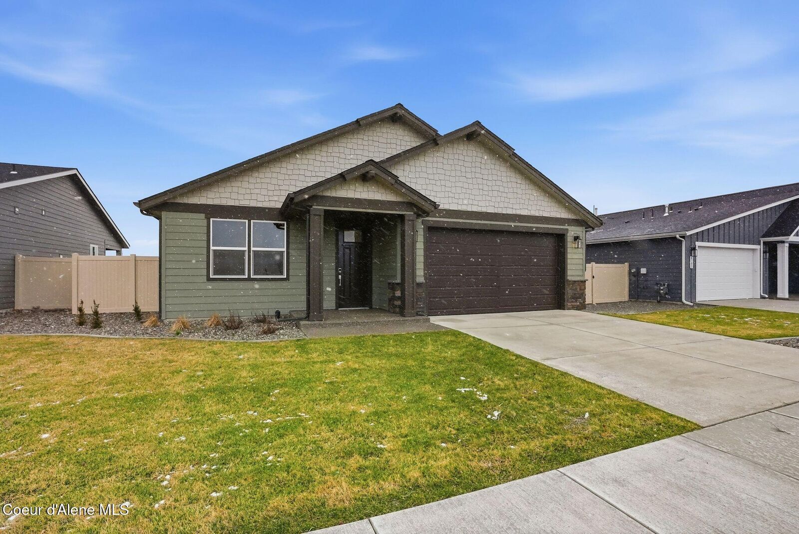 Property Photo:  6724 N Coeur Terre Blvd  ID 83815 