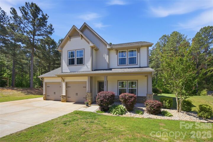 Property Photo:  6509 Coniferous Circle  NC 28173 