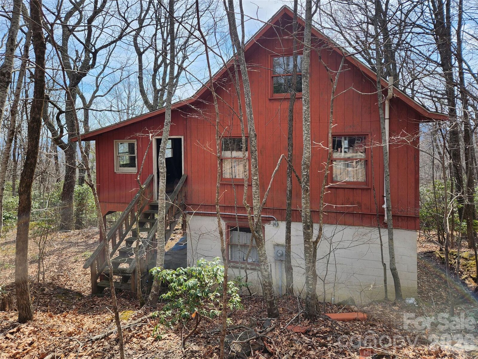 Property Photo:  929 Pine Ridge Road  NC 28792 