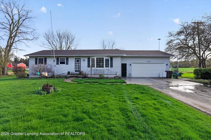 Property Photo:  4734 E Grand River Avenue  MI 48875 