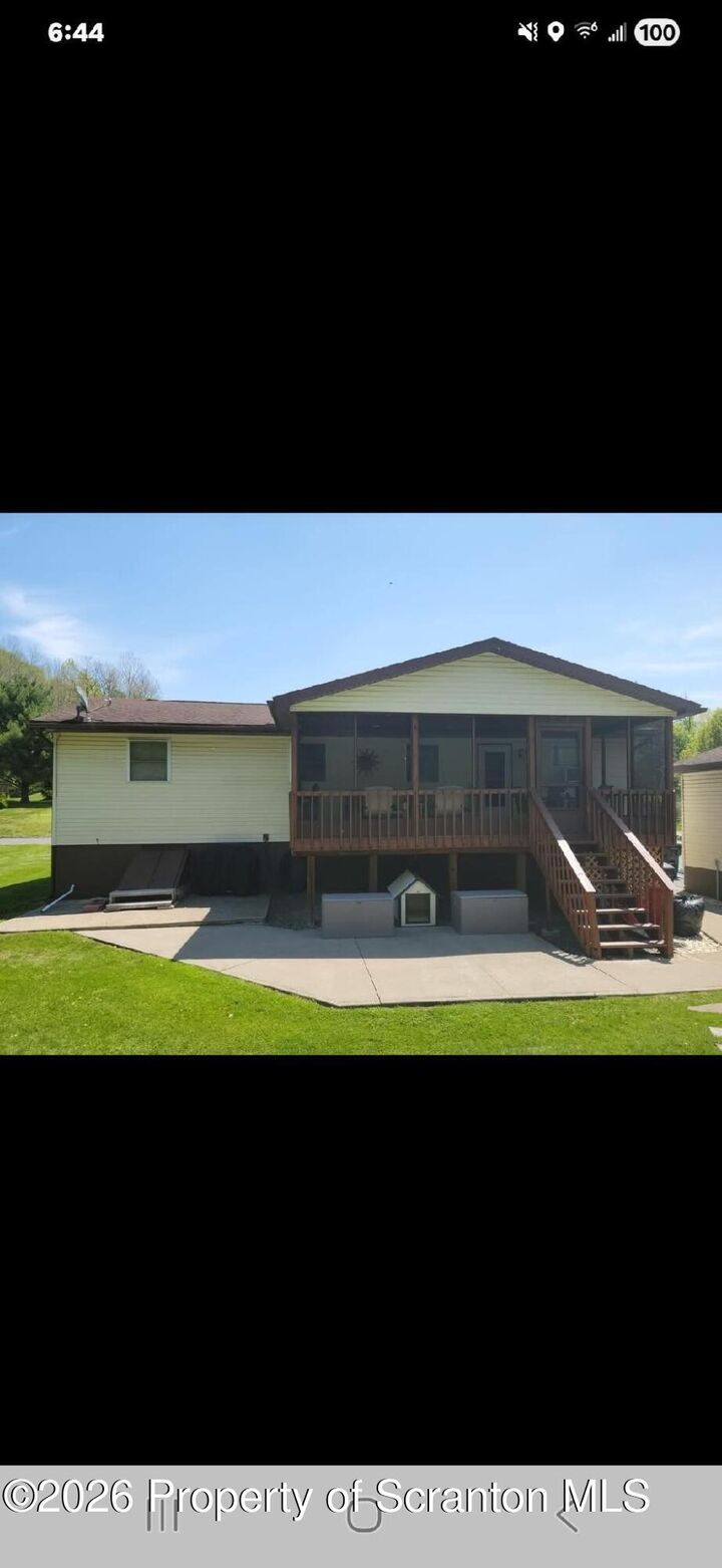 Property Photo:  1001 Hill Street  PA 18433 