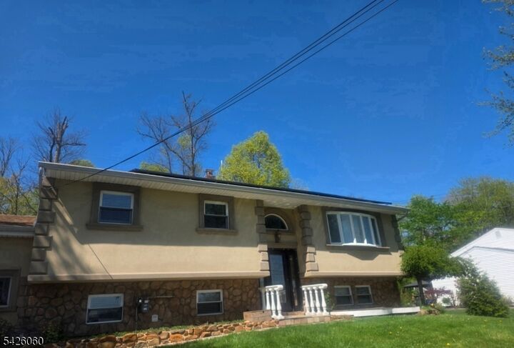 Property Photo:  65 Shady Ln  NJ 08805 