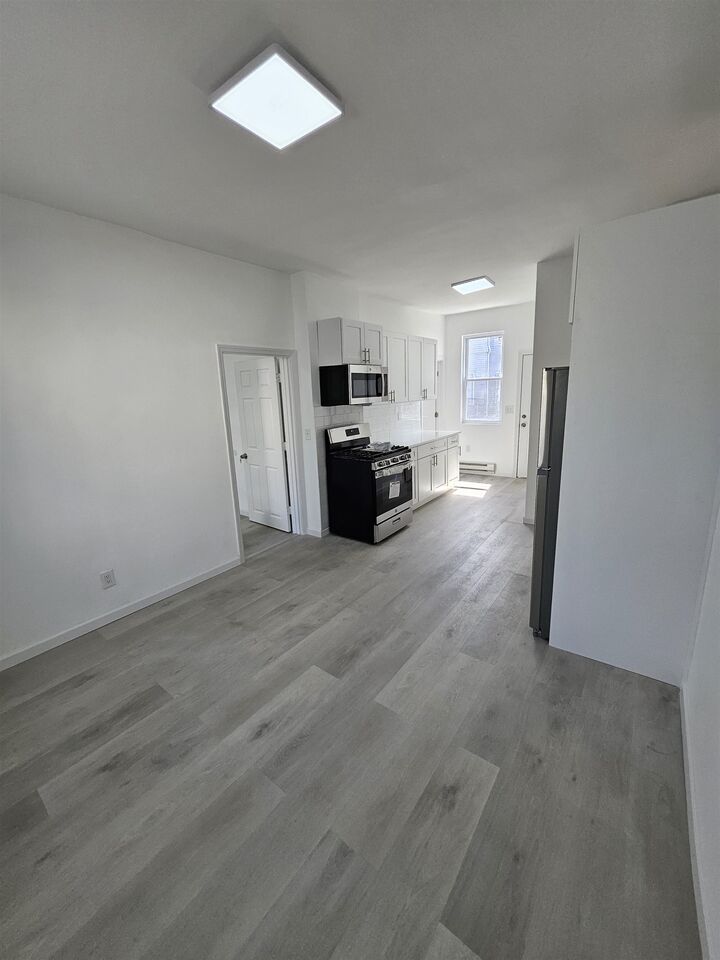 Property Photo:  190 Central Ave  NJ 07601 