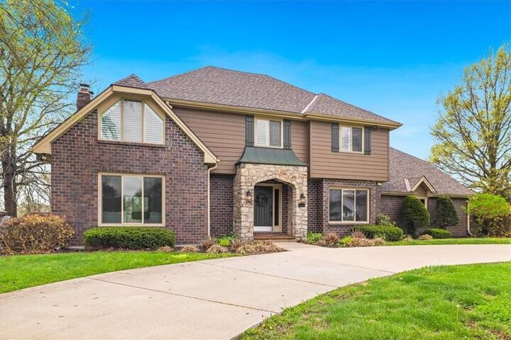 Property Photo:  5601 W 181st Street  KS 66085 