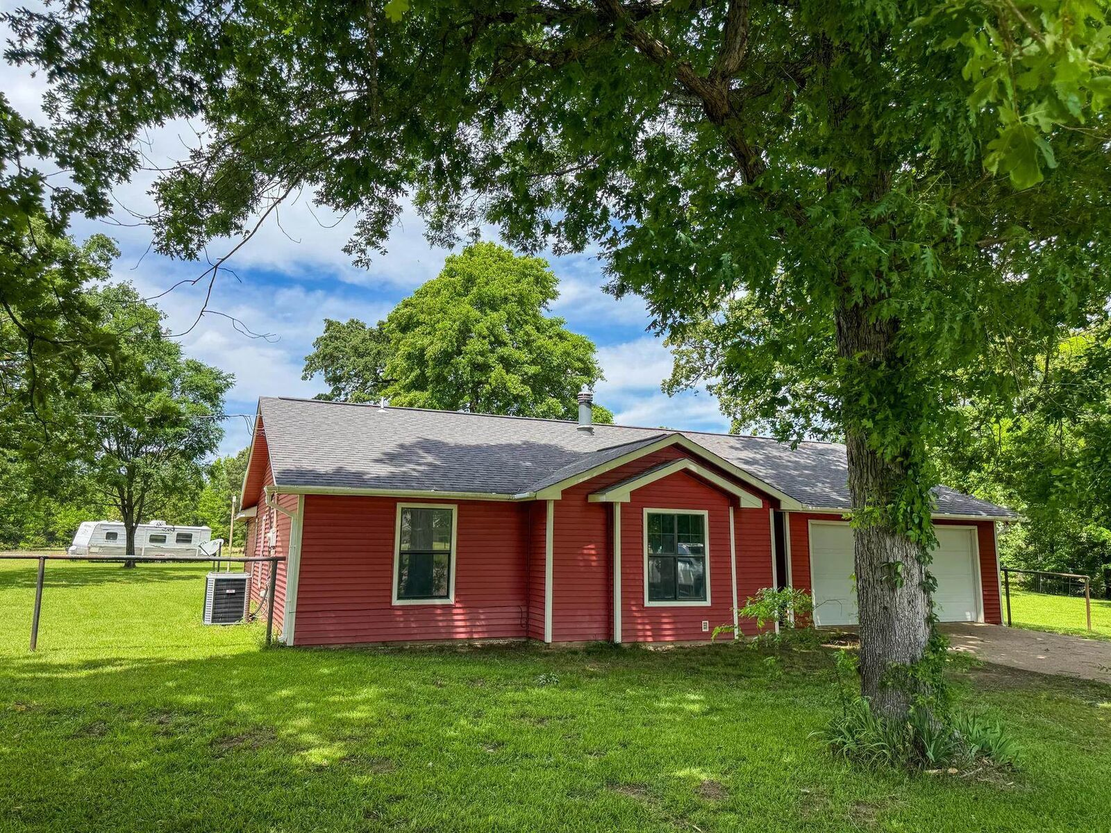 Property Photo:  112 County Road 2128   75551 