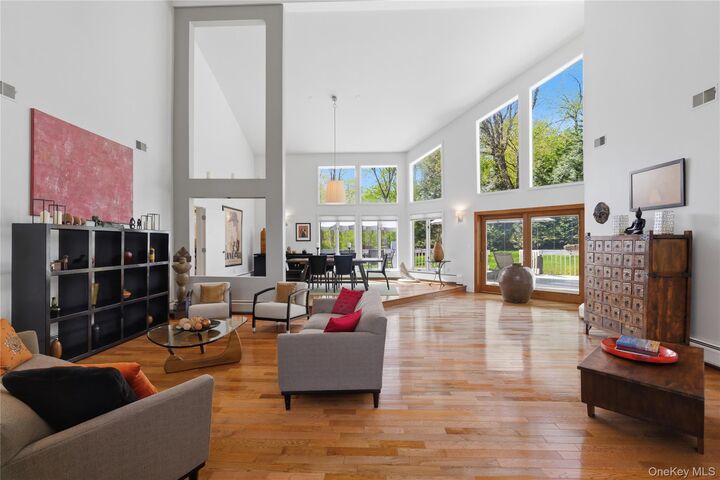 Property Photo:  13 Zeck Court  NY 10901 