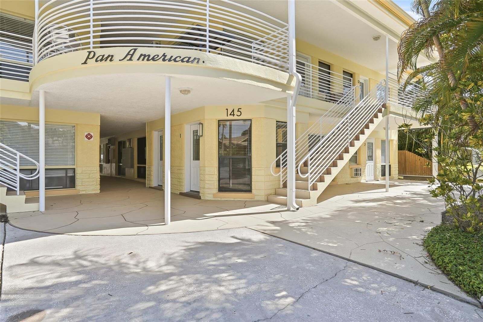 Property Photo:  145 10th Avenue N 1  FL 33701 