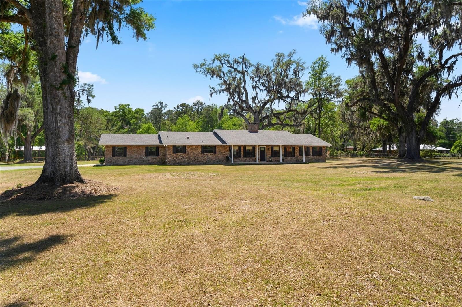 Property Photo:  12501 NW 112th Avenue  FL 32615 