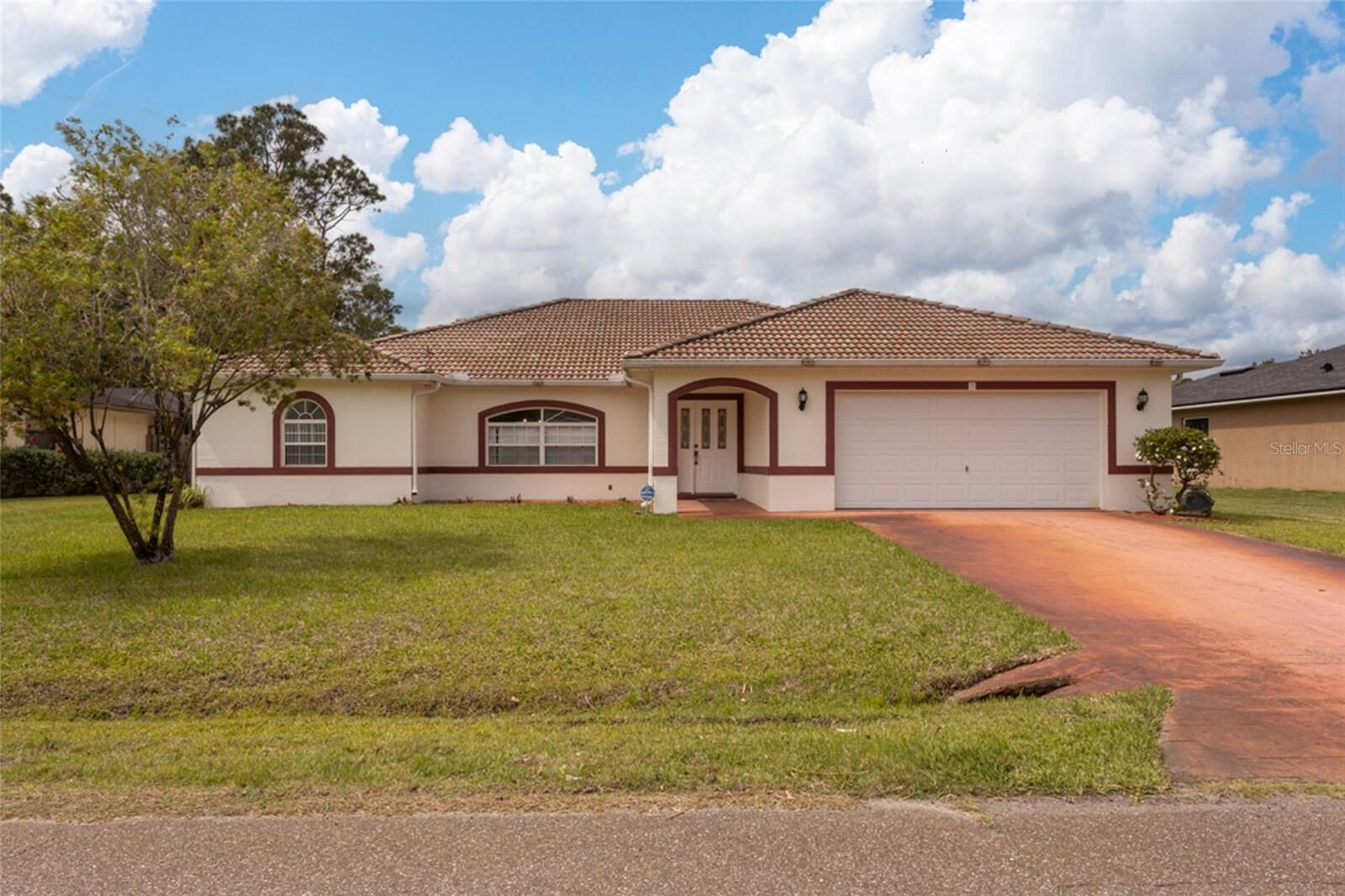 Property Photo:  38 Pittwick Lane  FL 32164 