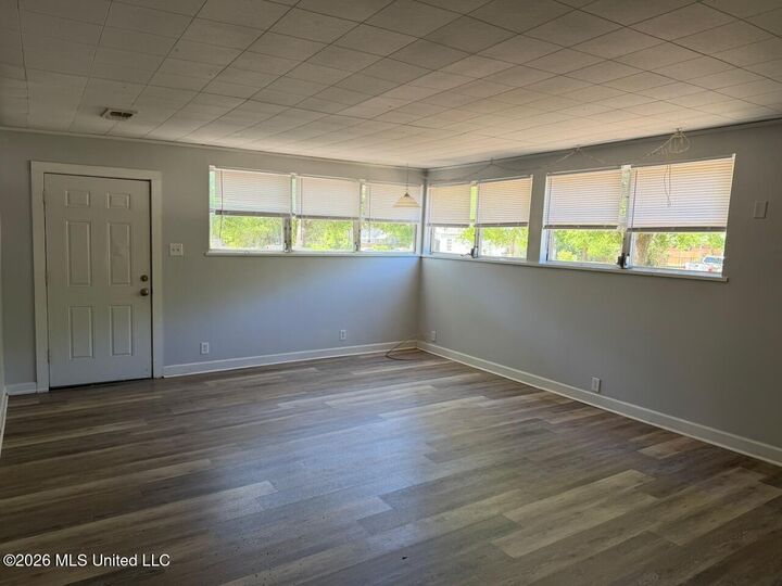 Property Photo:  2125 22nd Avenue  MS 39501 