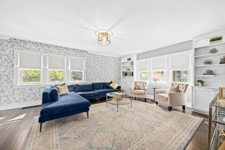 Property Photo:  306 Northwood Road  IL 60546 