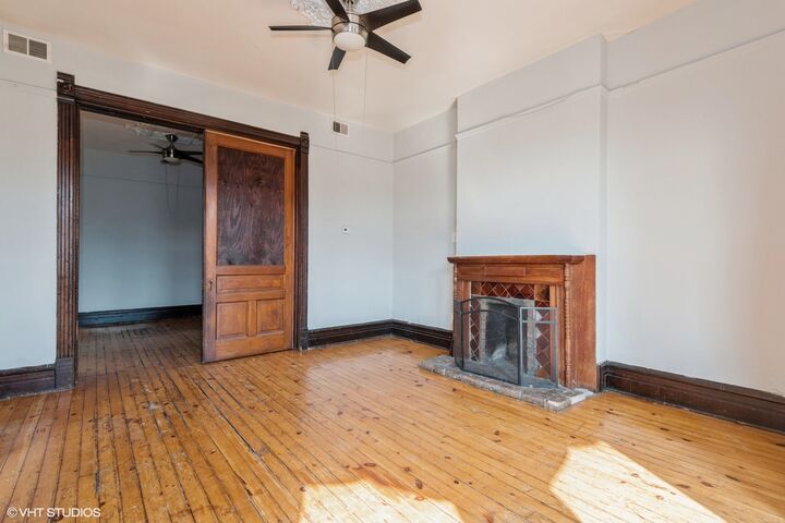 Property Photo:  2150 N Halsted Street 4F  IL 60614 