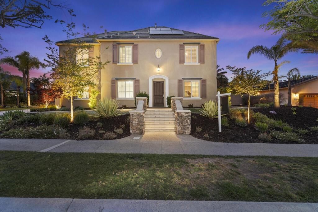 Property Photo:  2827 Sutter Ridge Dr  CA 91914 