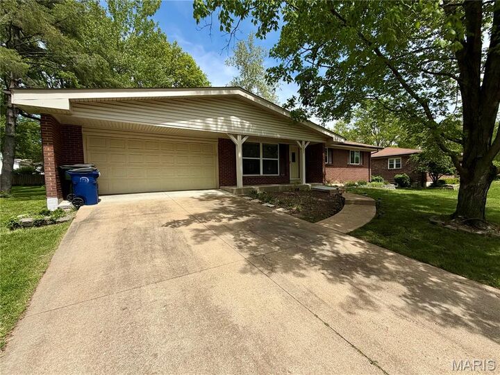 Property Photo: 1003 Mallow Drive MO 63011