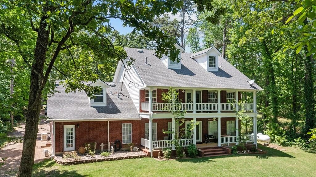 Property Photo:  590 Shoreline Drive  TX 75964 