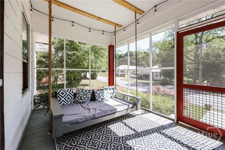 Property Photo:  185 First Street  GA 30601 