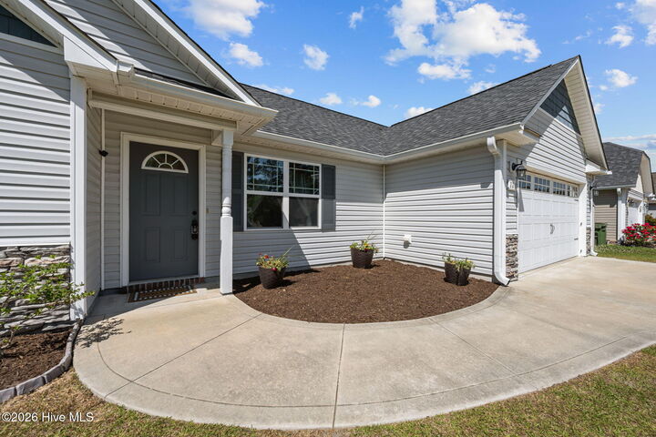 Property Photo:  221 Breakwater Drive  NC 28460 