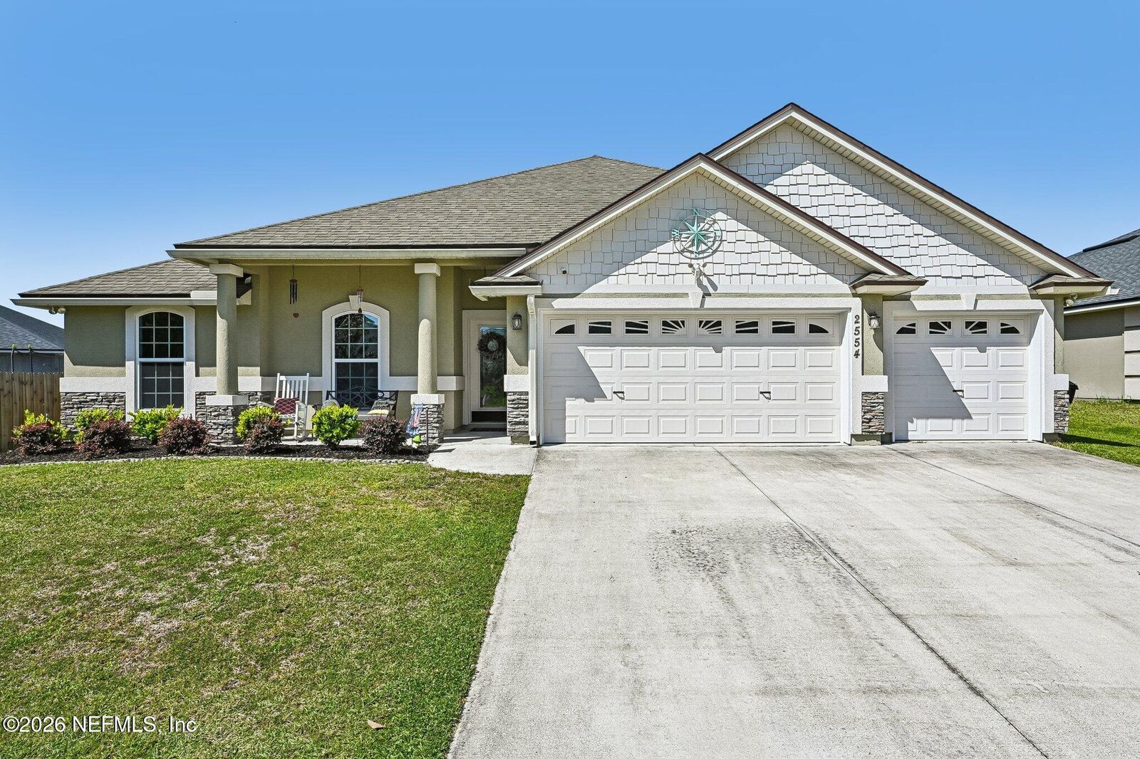 Property Photo:  2554 Royal Pointe Drive  FL 32043 