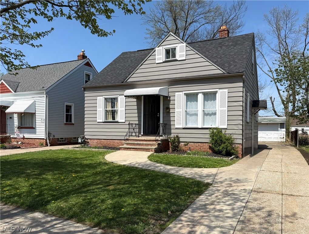 Property Photo:  4606 Lincoln Avenue  OH 44134 