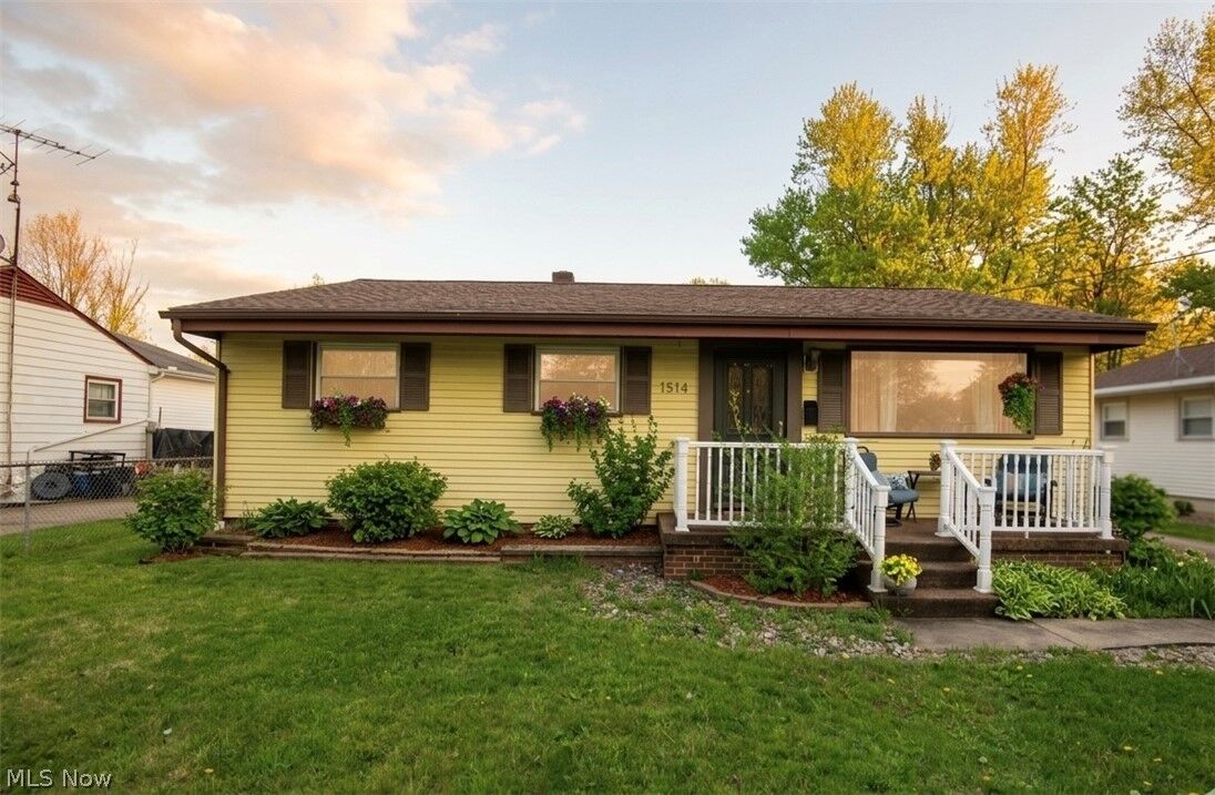 Property Photo:  1514 Difford Drive  OH 44446 