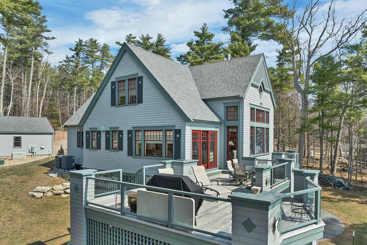 Property Photo:  15 Stonewall Lane  NH 03254 