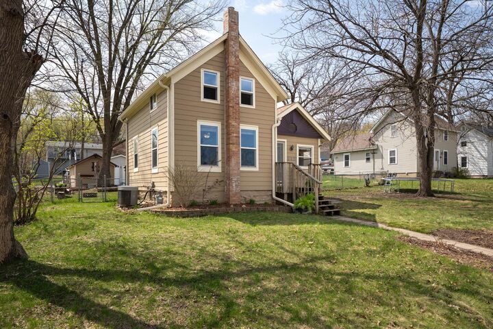Property Photo:  513 State Street E  MN 55009 