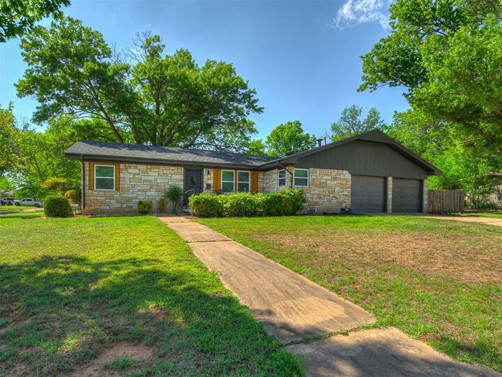 Property Photo:  132 S McFarland Street  OK 74074 