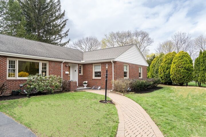 Property Photo:  6 Oakland Circle  MA 01890 