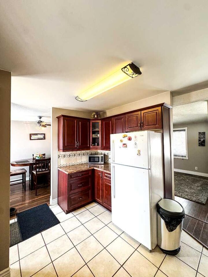 Property Photo: 11237 91 Street AB T8S 1P7