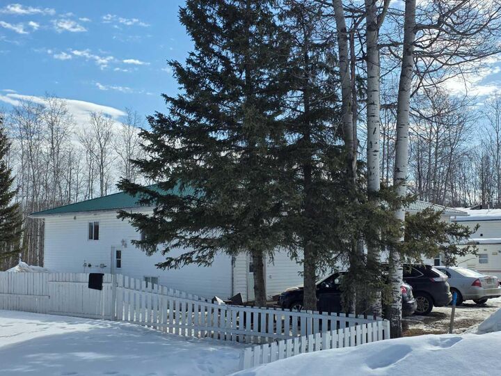 Property Photo: 318 Evergreen Trail 1-4 AB T0G 1X0