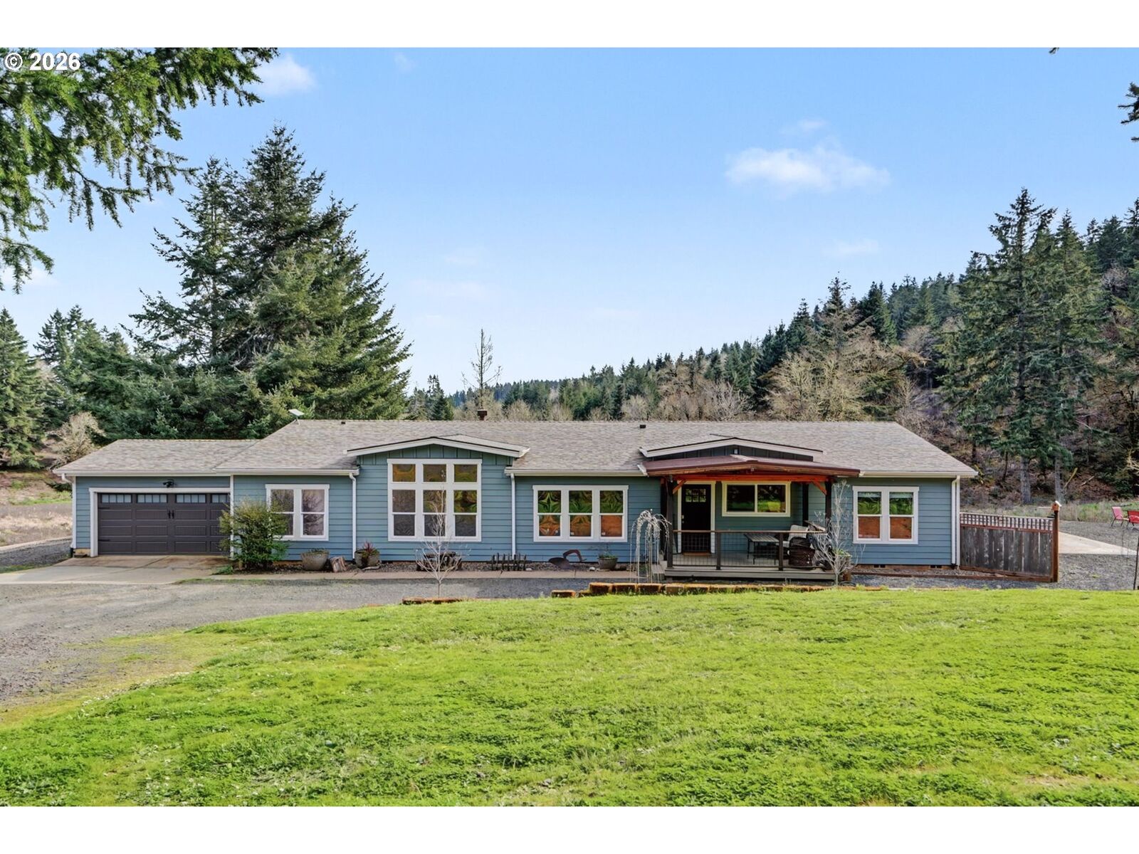Property Photo: 16310 Oakdale Rd OR 97338