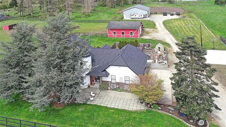 Property Photo:  755 E North Camano Drive  WA 98282 