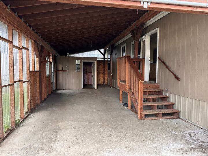 Property Photo:  711 S Rain Street NE  WA 98569 