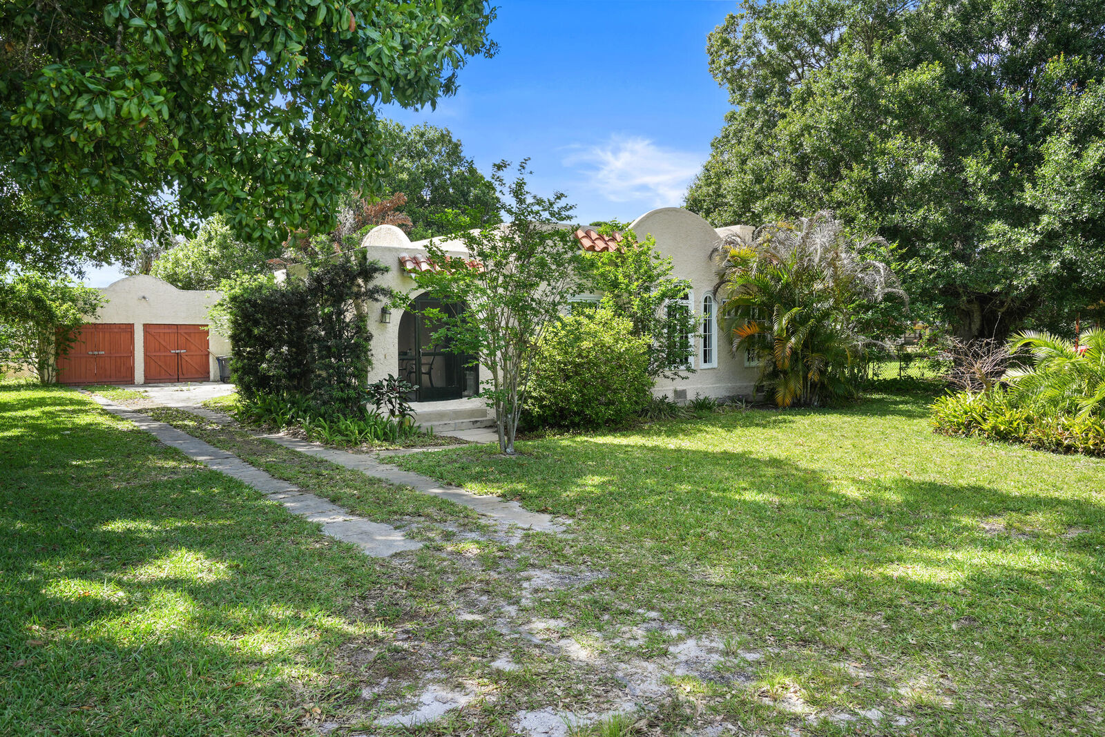 Property Photo:  2509 Sunrise Boulevard  FL 34982 