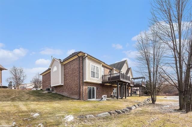 Property Photo: 21114 Lilac Lane MI 48036