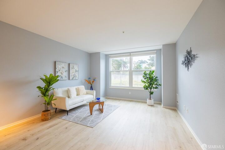 Property Photo:  8200 Oceanview Terrace 213  CA 94132 