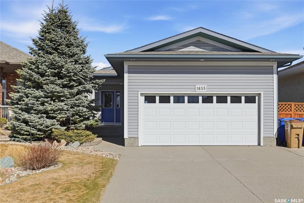 Property Photo:  1655 Wingert Drive  SK S4X 4P3 