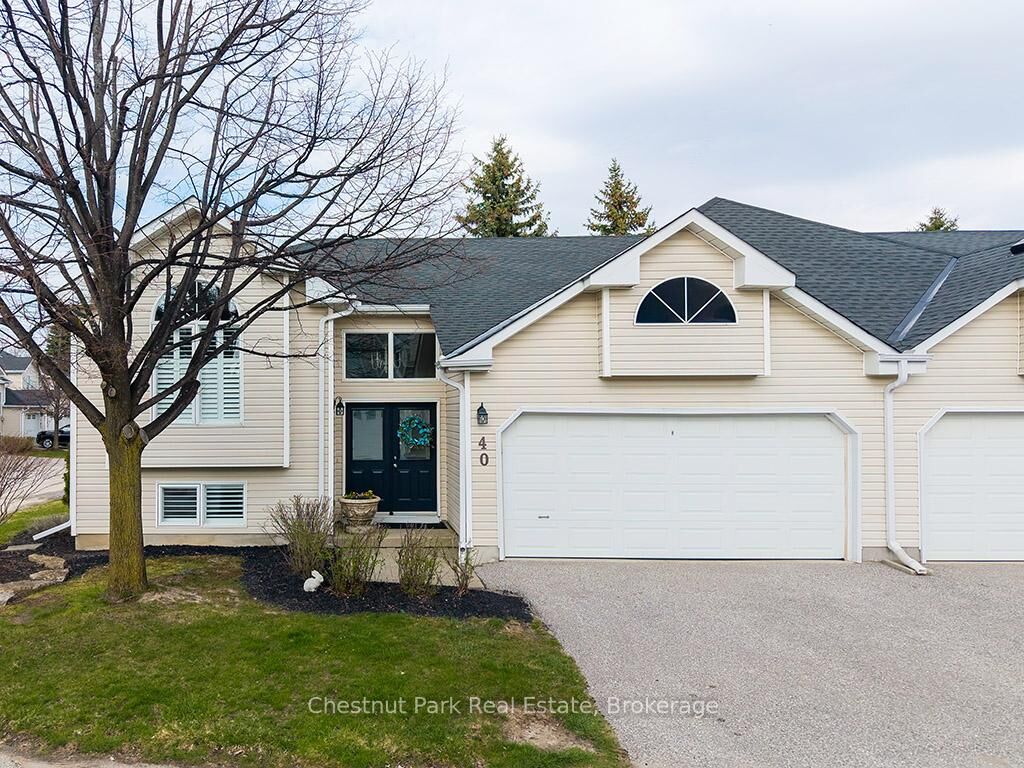 Property Photo: 40 Barker Boulevard ON L9Y 4W4