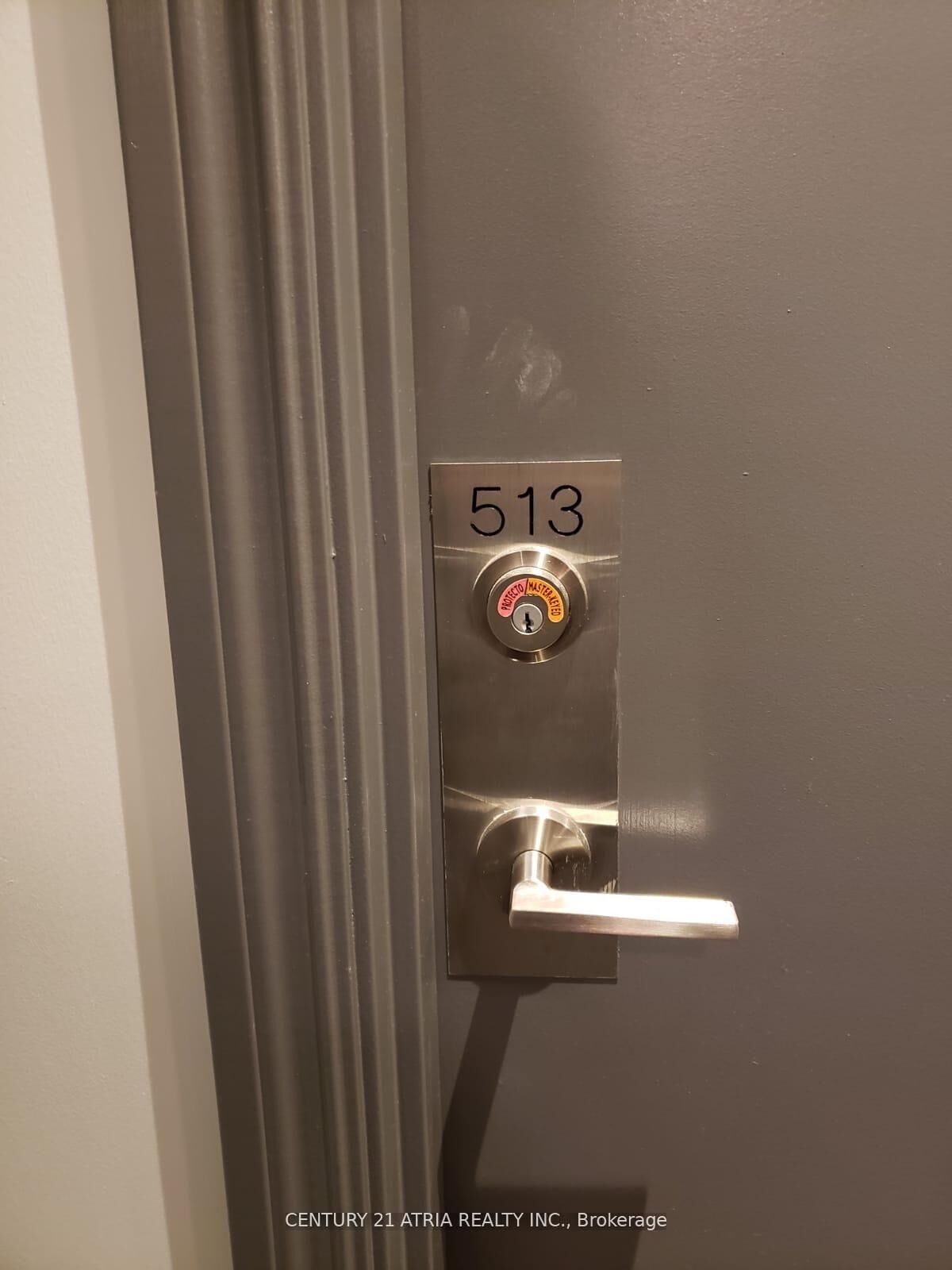 Photo de la propriété:  11611 Yonge Street 513  ON L4E 3N8 