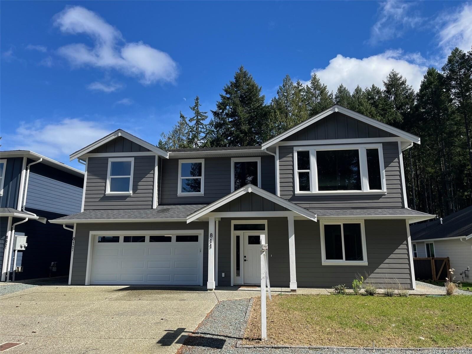 Property Photo: 811 Stringer Way BC V9G 0A7
