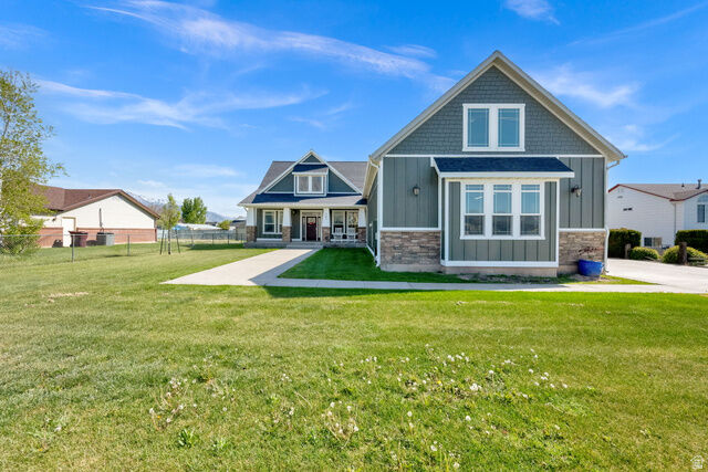 Property Photo:  547 W 2550 N  UT 84414 