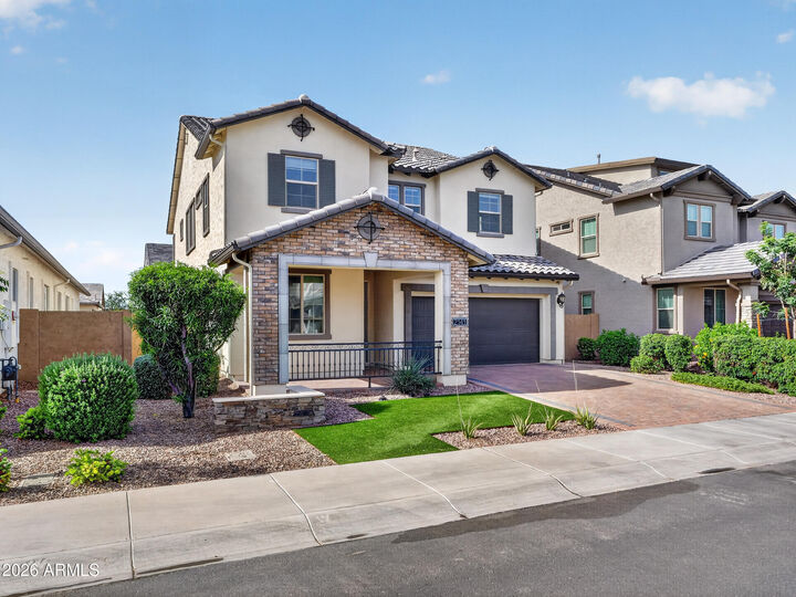 Property Photo:  2141 E Flamingo Way  AZ 85297 