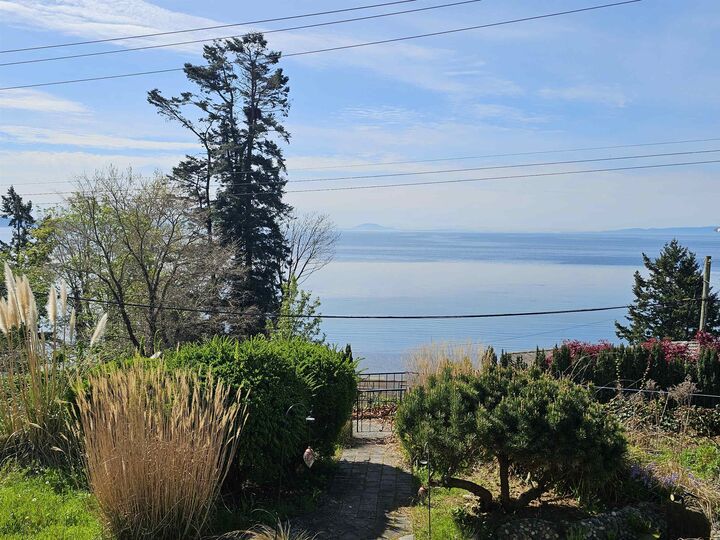 14391 Marine Drive — photo 1
