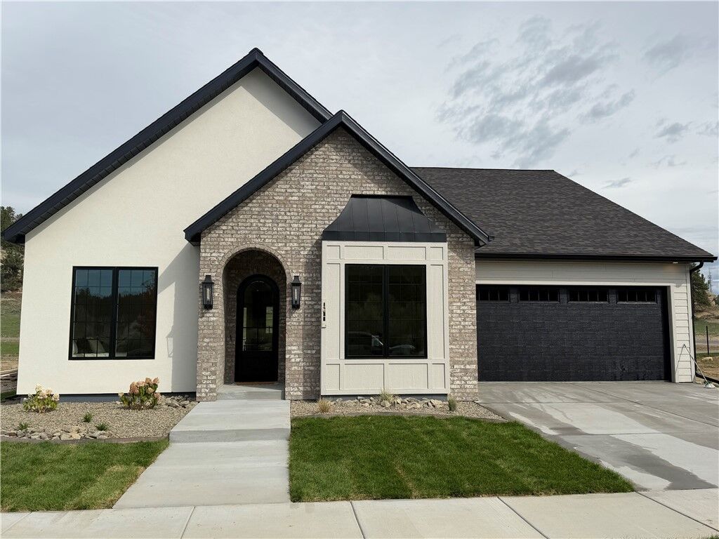 Property Photo: 1669 Angel Oak Lane Lane MT 59105