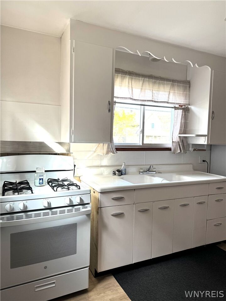 Property Photo:  950 N Union Street  NY 14760 