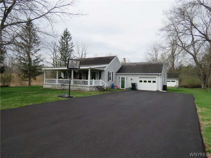 Property Photo:  8752 Donahue Road  NY 14020 