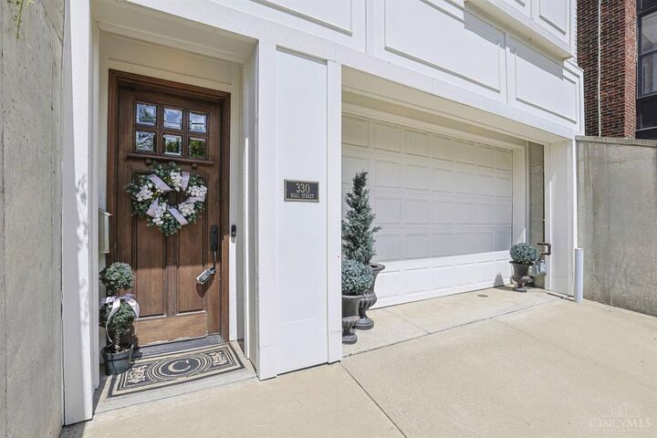 Property Photo:  330 Boal Street  OH 45202 