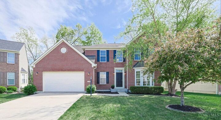 Property Photo:  1727 Amberwood Way  OH 45039 