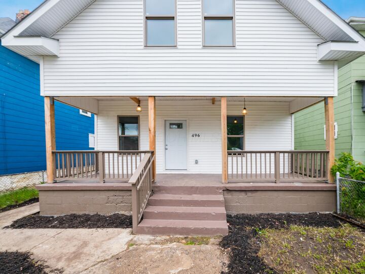 Property Photo: 496 E Markison Avenue OH 43207